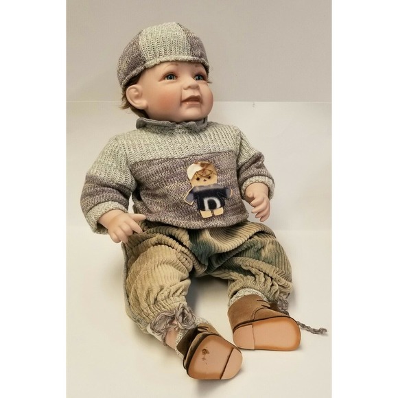 RARE Vintage Realistic Porcelain Baby Doll Boy - Picture 4 of 6